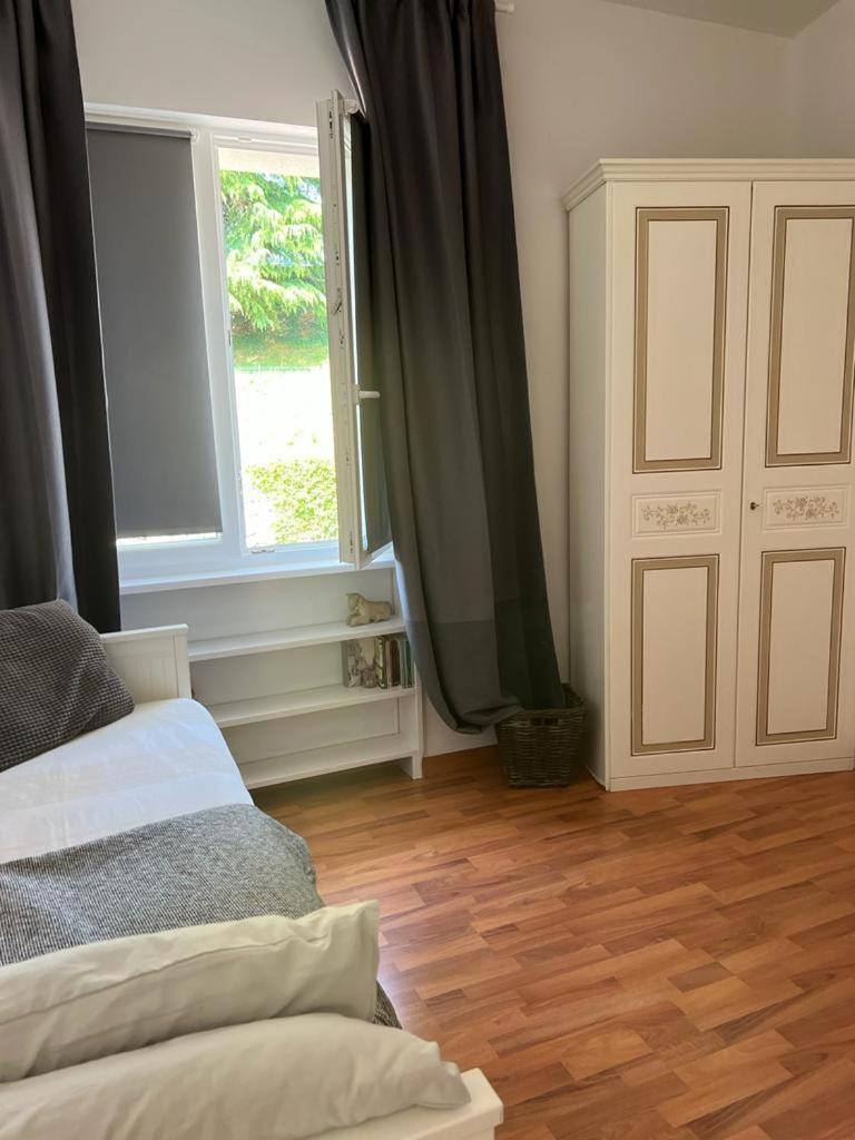 Garda 33 Caprino Veronese Appartement Kamer foto